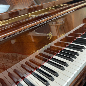 Steinway & Sons Model D (9')  Centennial Concert Grand / Pyramid Mahogany