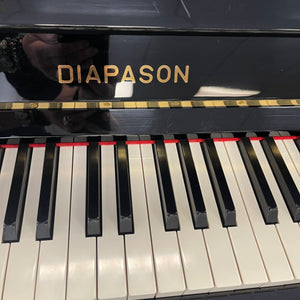 Kawai 49" Upright Diapason   New Arrival!