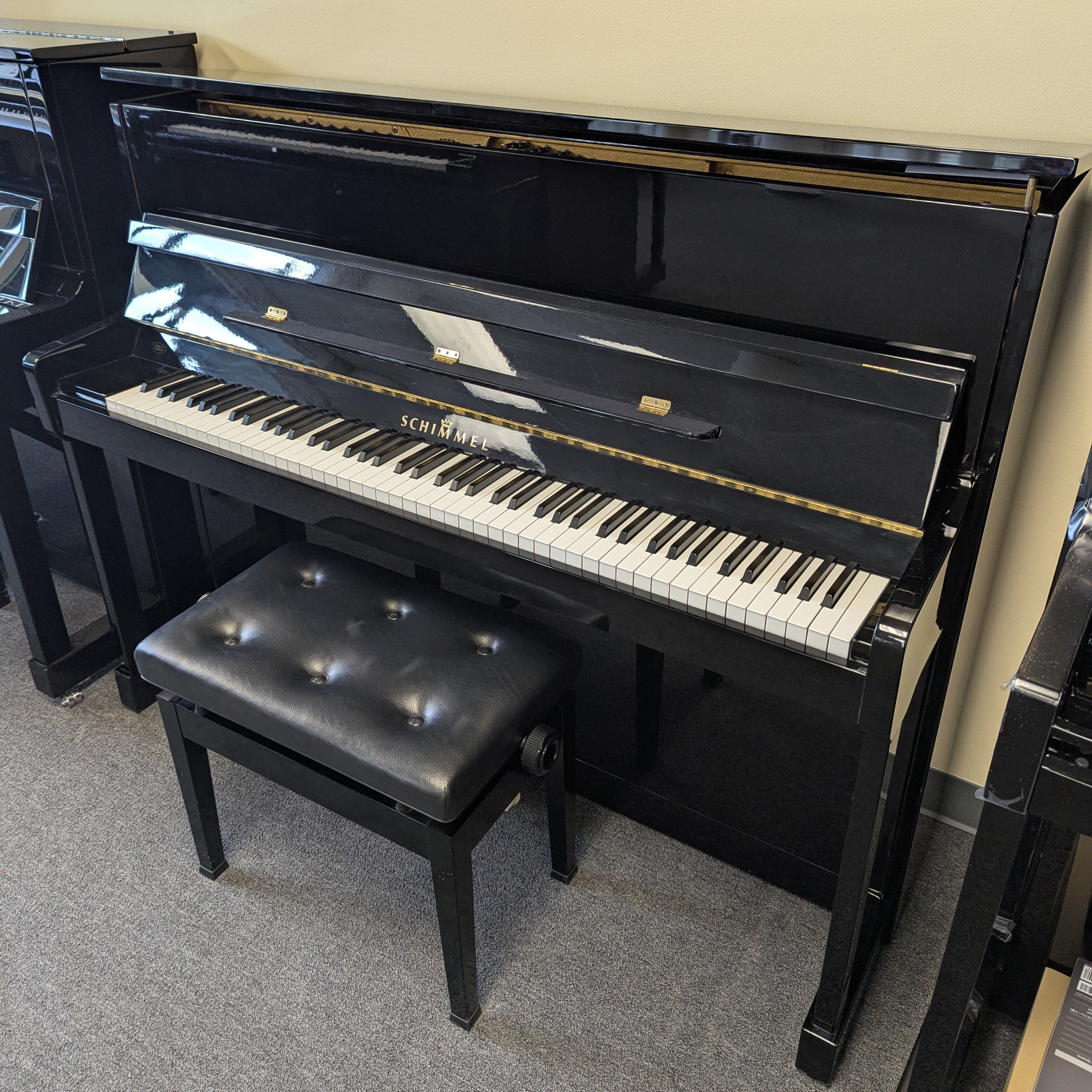 Schimmel 116S (46'')